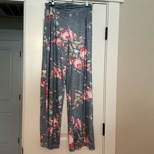 NWOT- didn’t come with tags on them, Brand New, Never Worn!!